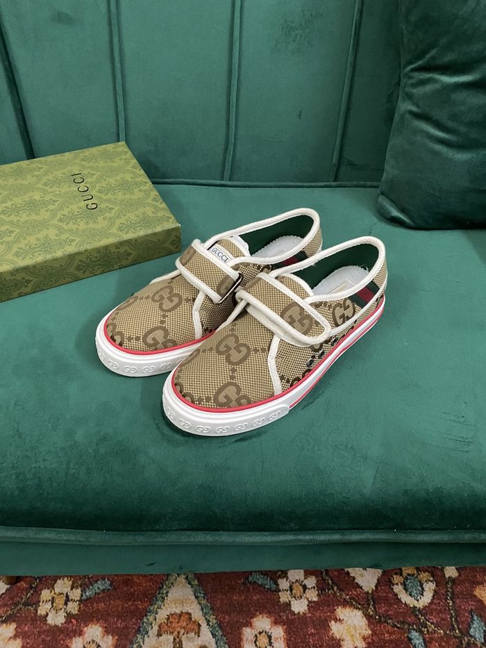Gucci Couple Shoes GUS00335