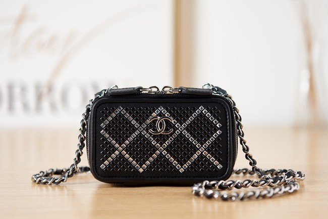 CHANEL SMALL VANITY WITH CHAIN AS2856 black