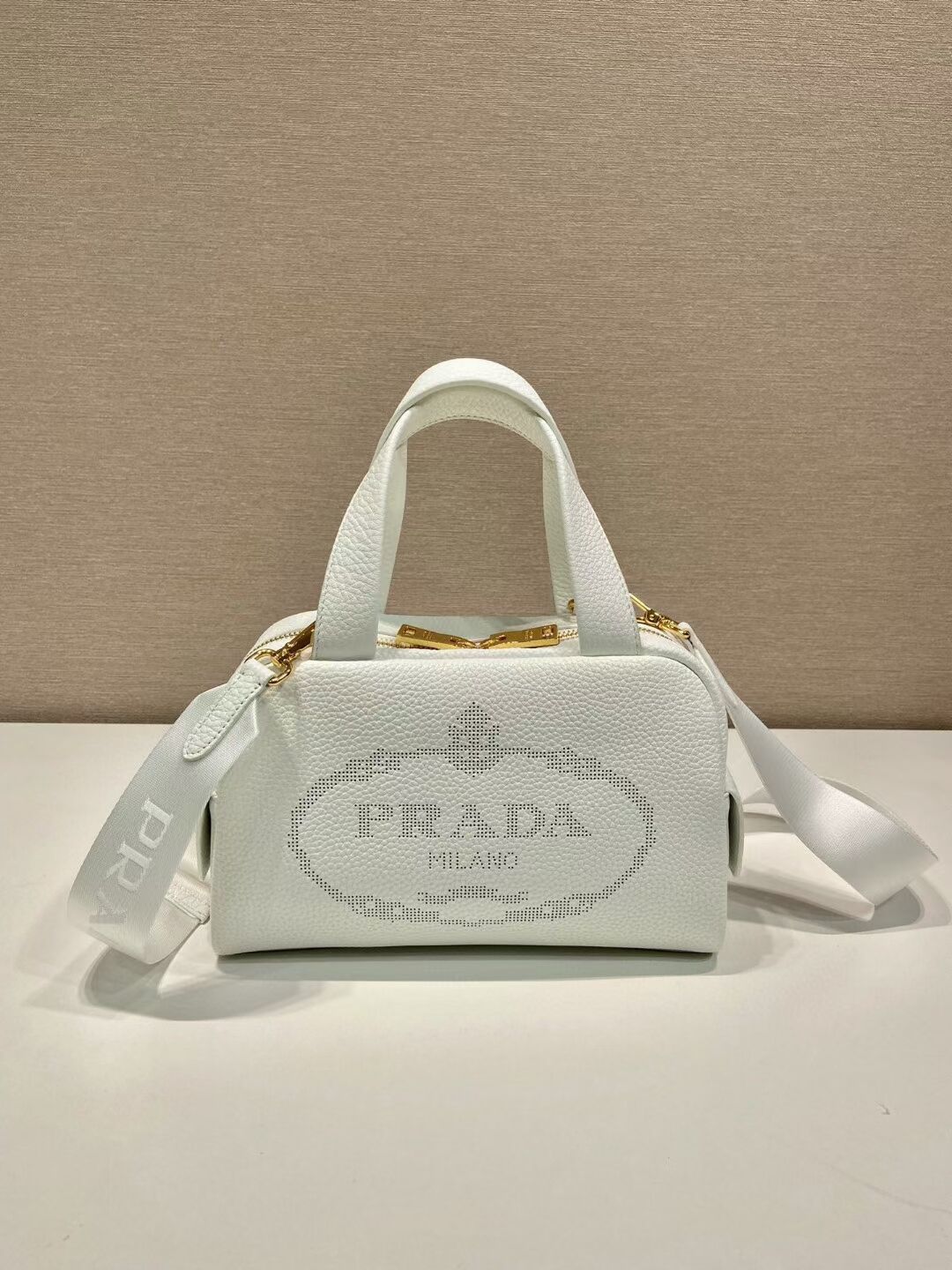 Prada leather tote bag 1DH770 white