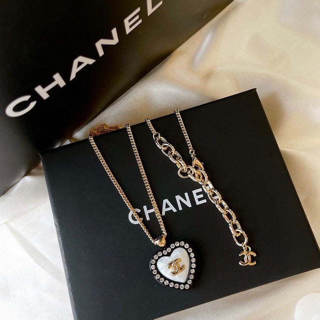 Chanel Necklace CE9092