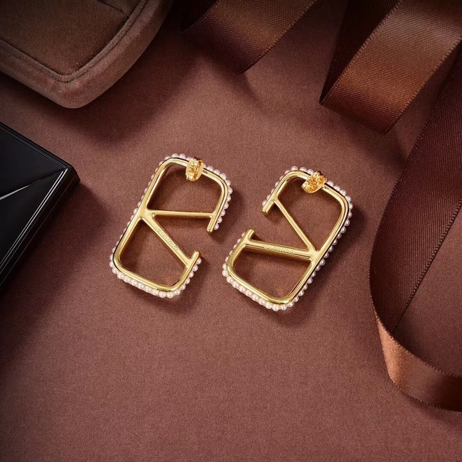Valentino Earrings CE9227