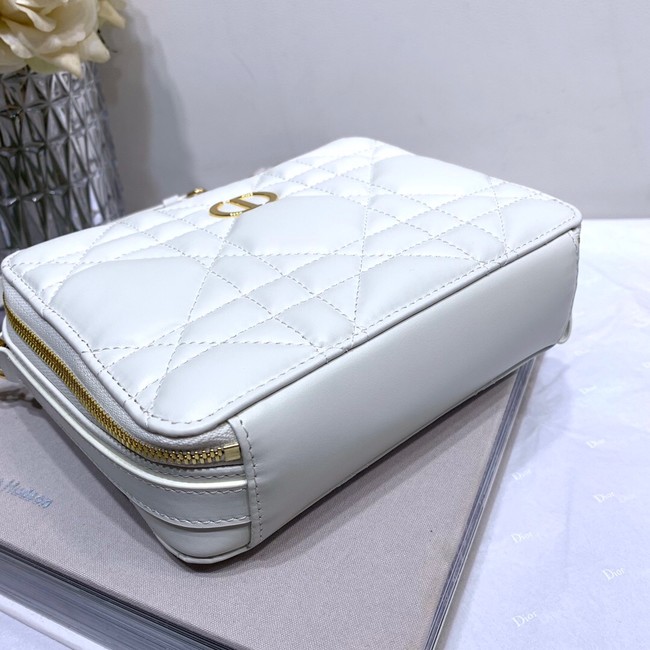 DIOR CARO BOX BAG WITH CHAIN Latte Quilted Macrocannage Calfskin S5140UNG white