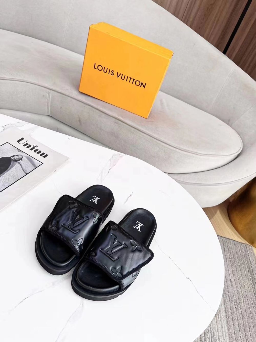 Louis Vuitton Slipper Shoes LV42350