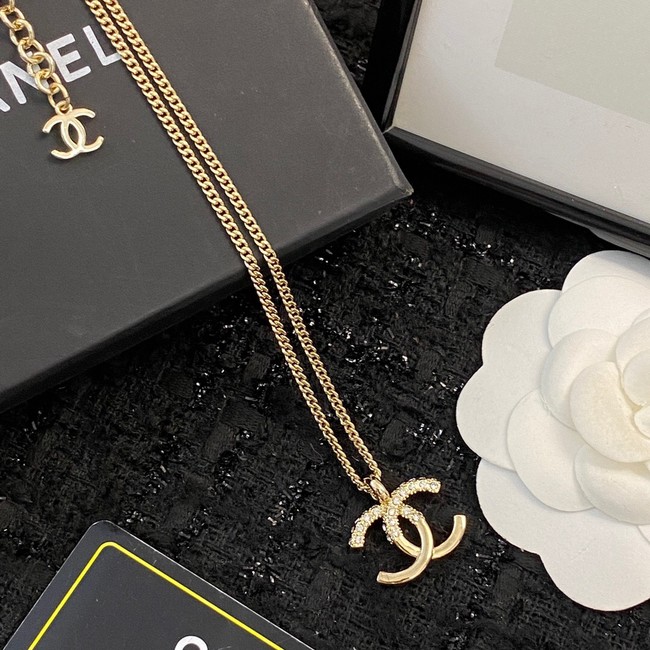 Chanel Necklace CE10090