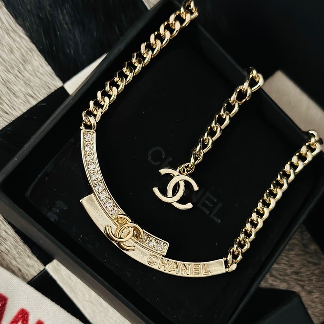 Chanel Necklace CE10105