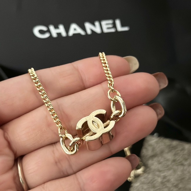 Chanel Necklace CE10106