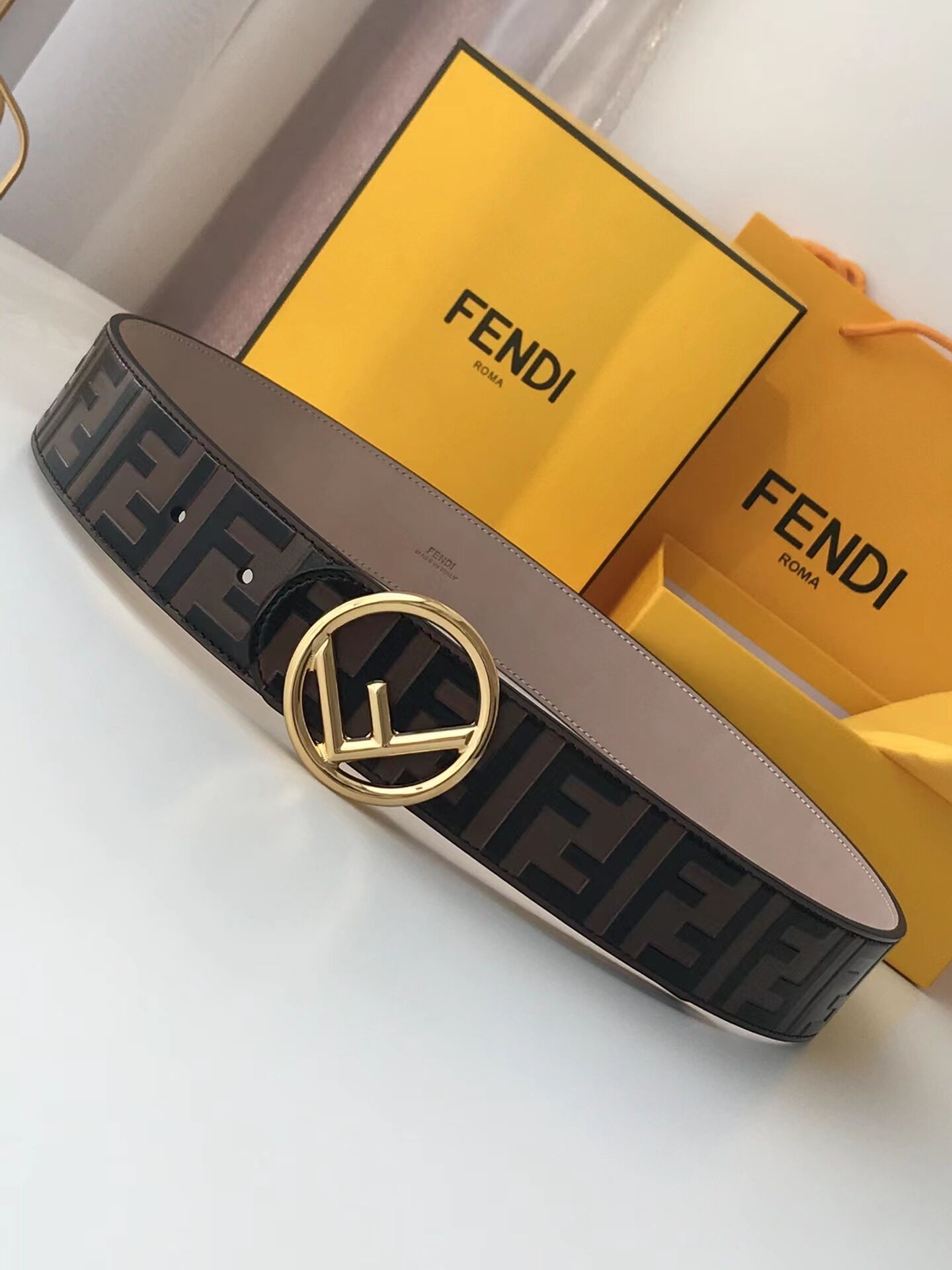 Fendi Leather Belt FD7326