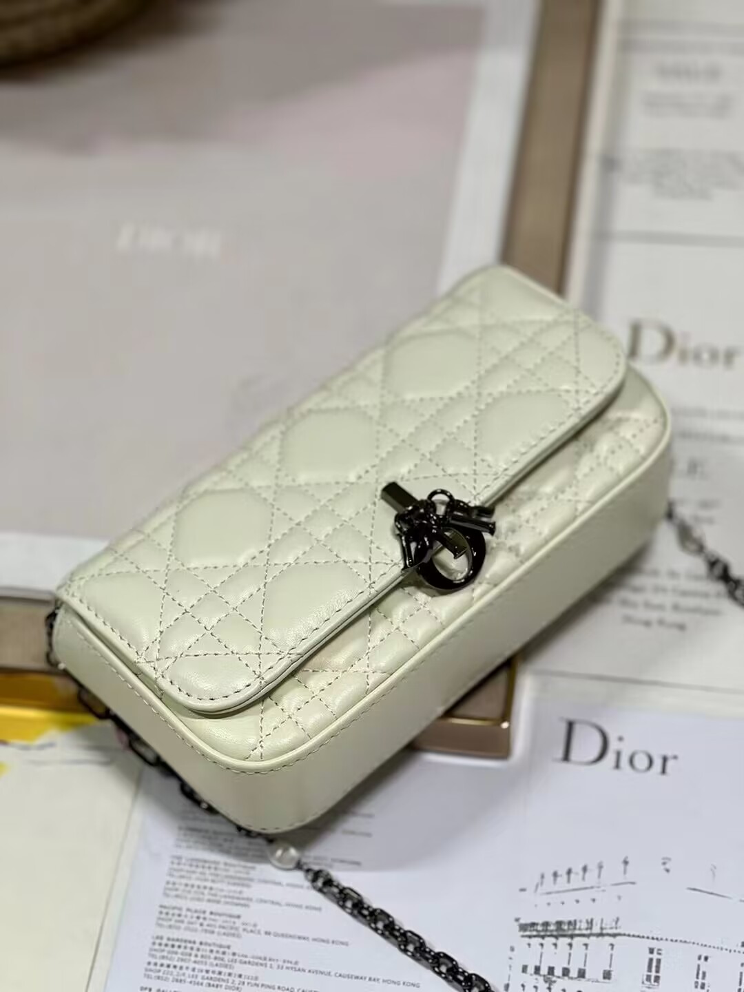 LADY DIOR PHONE POUCH Aesthetic Cannage Lambskin S0977O white