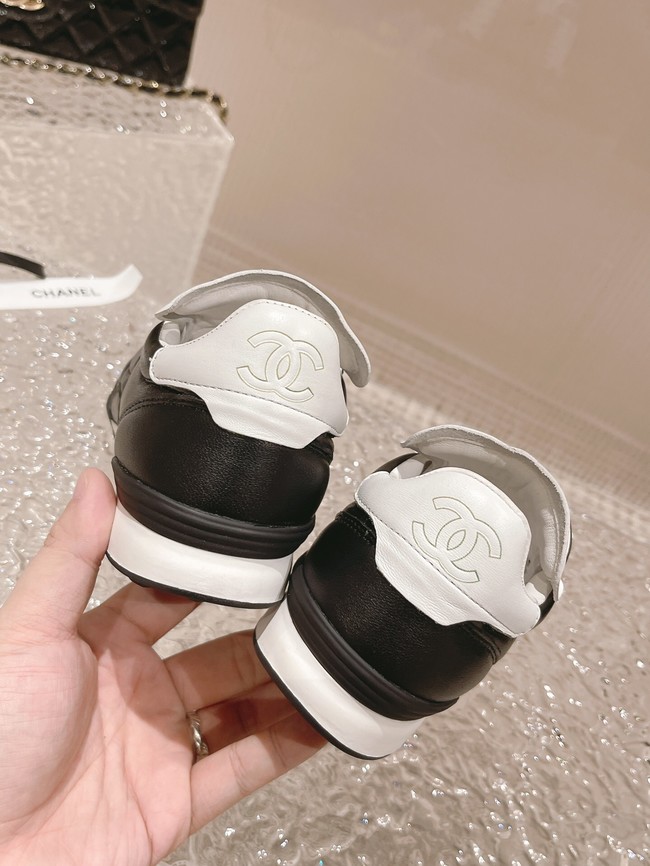 Chanel Womens sneakers 93405-2