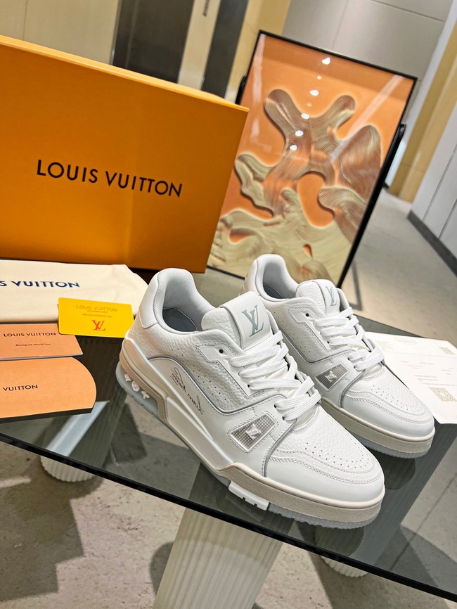 Louis Vuitton Sneaker 93407-1