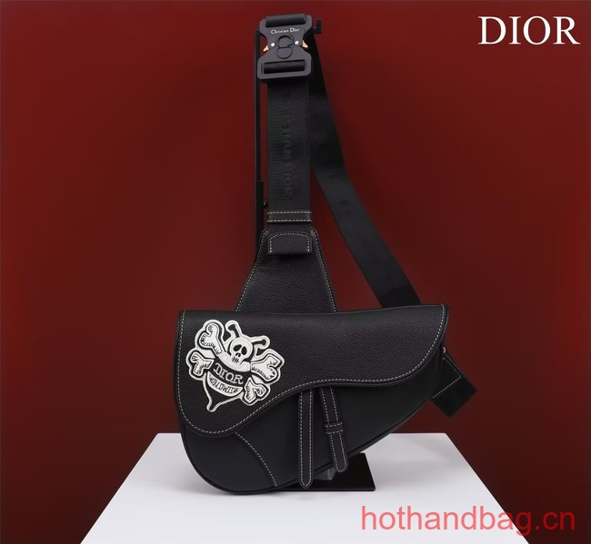 Dior Essentials SADDLE BAG Grained Calfskin 1ADPO093H BLACK